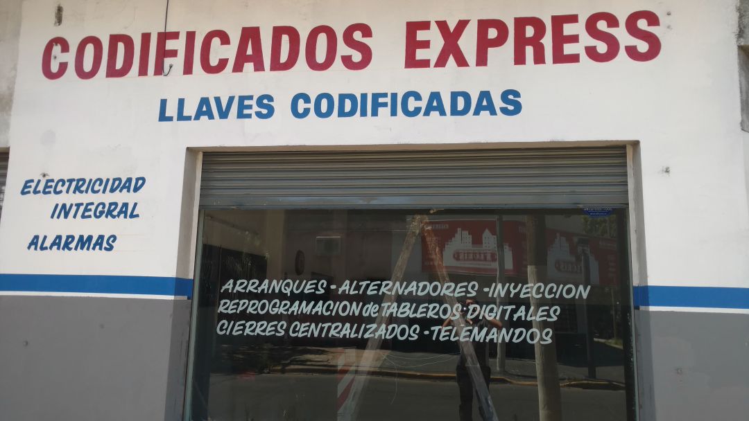 CODIFICADOS EXPRESS  ( TALLER NUEVO EN MARTÍN CORONADO ) ESPECIALIZACIÓN EN LLAVES/AUTOS